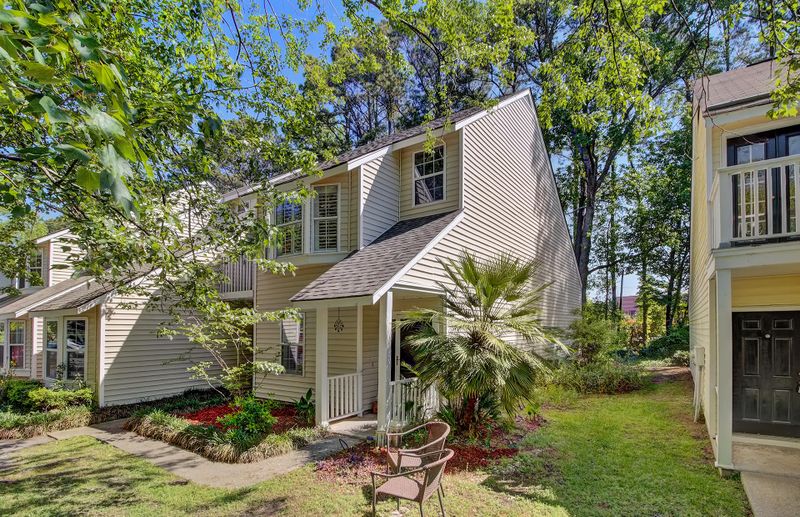 8 Town Park Ln #A, James Island, SC 29412