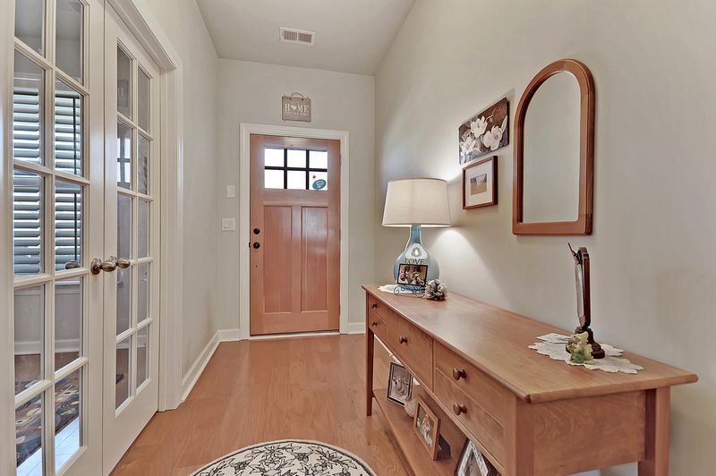 325 Fox Ridge Ln, Moncks Corner, SC 29461
