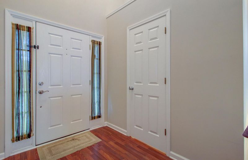 4807 Shady Tree Ln, Summerville, SC 29485