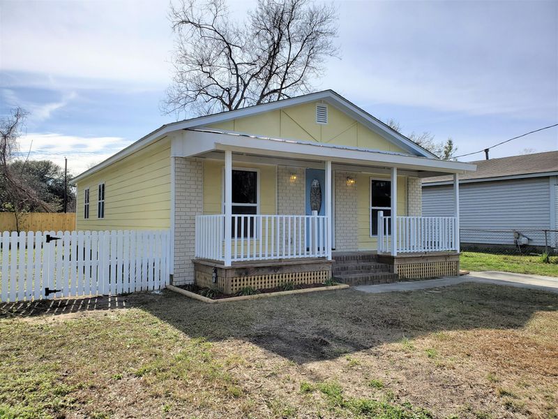 817 Minnie St, Charleston, SC 29407