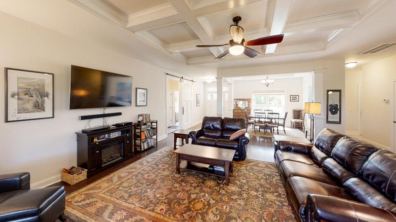 4810 Silver Oak Ln, Hollywood, SC 29449