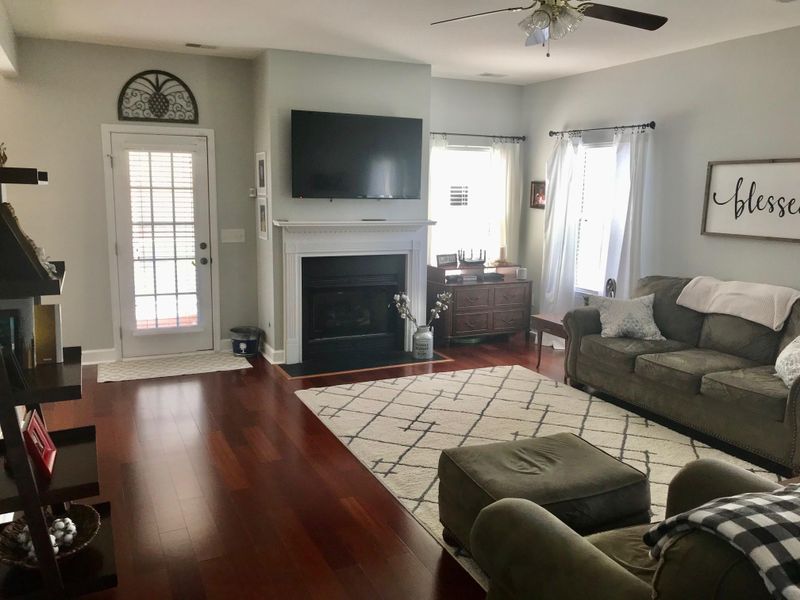 1205 Creek Stone Way, Hanahan, SC 29410
