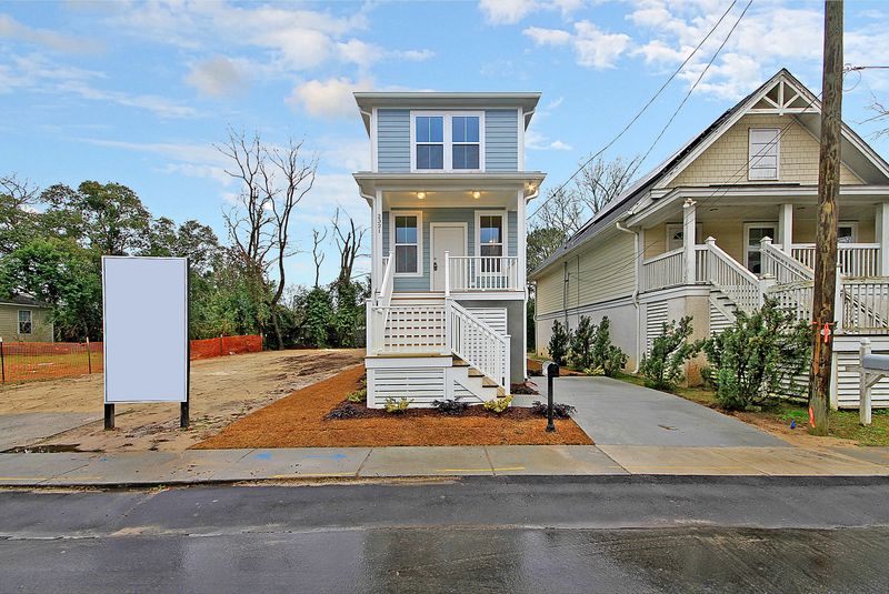 2321 Birdie Garrett St, Charleston, SC 29405
