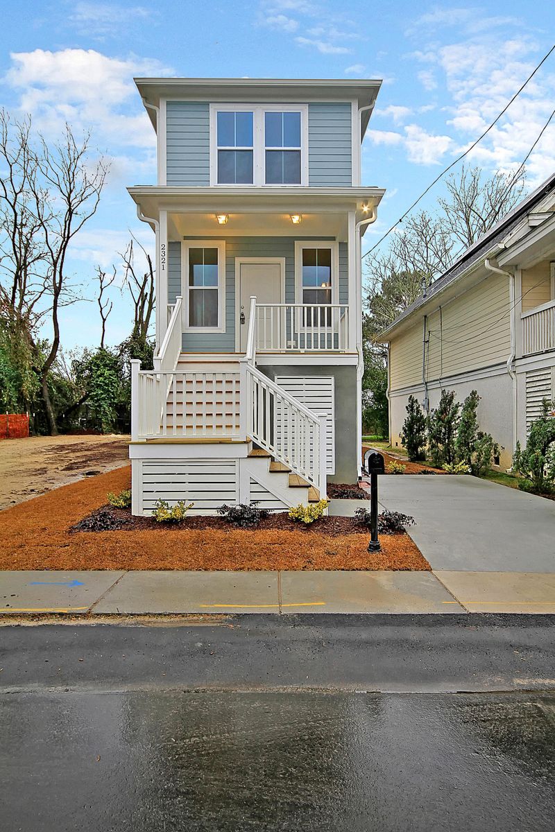 2321 Birdie Garrett St, Charleston, SC 29405