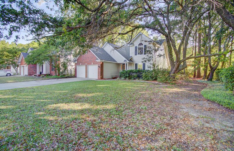 470 Planters Trace Dr, Charleston, SC 29412