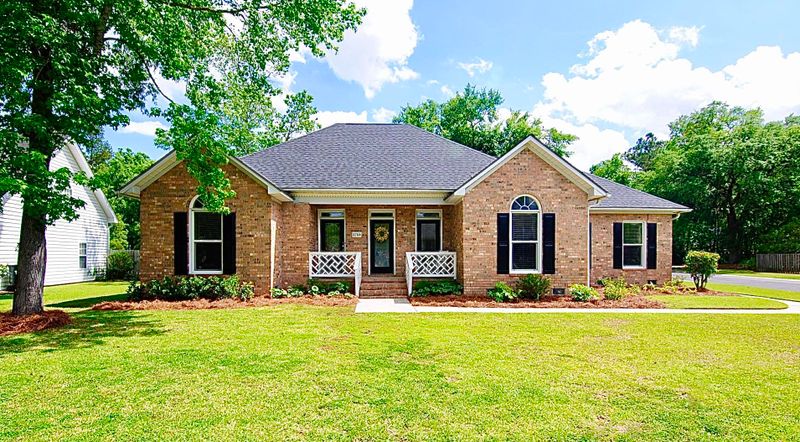8700 Woodfin Dr, North Charleston, SC 29420