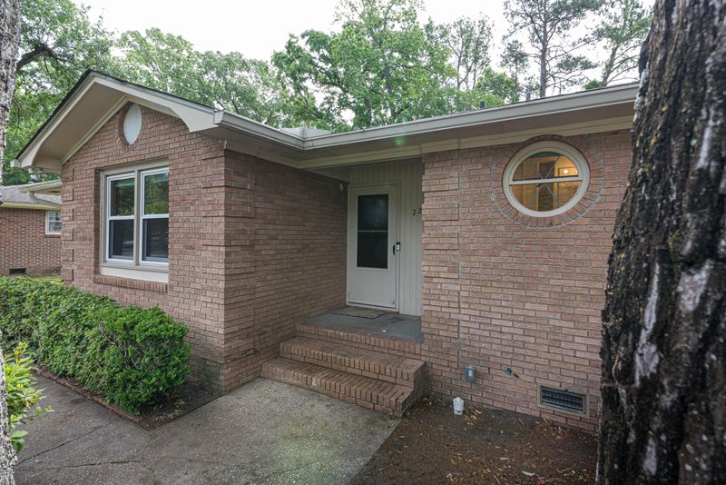 2226 Wood Ave, Charleston, SC 29414