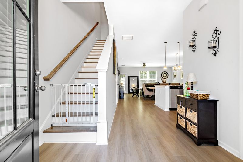 2562 Kingsfield St, Mount Pleasant, SC 29466