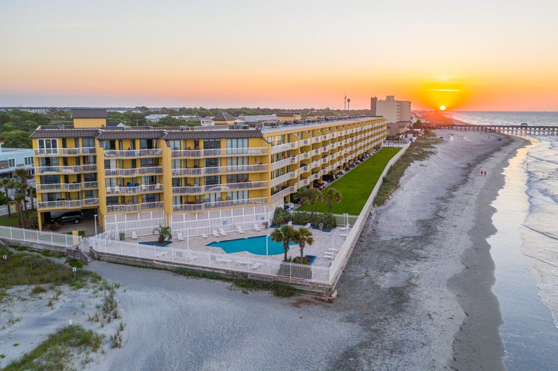 201 W Arctic Ave #117, Folly Beach, SC 29439