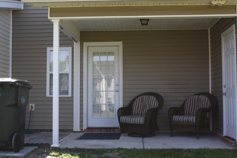 236 Jackson St, Goose Creek, SC 29445