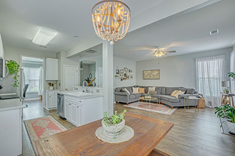 1724 Alan Brooke Dr, Mount Pleasant, SC 29466