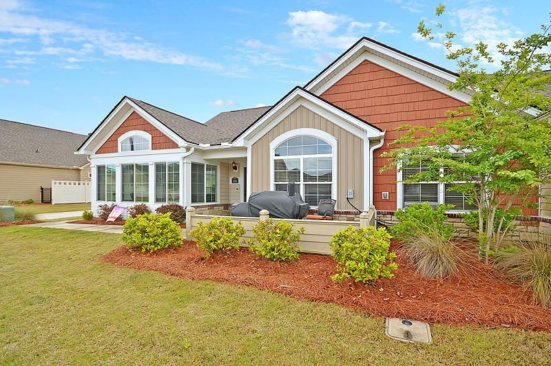 218 Village Stone Cir, Summerville, SC 29486