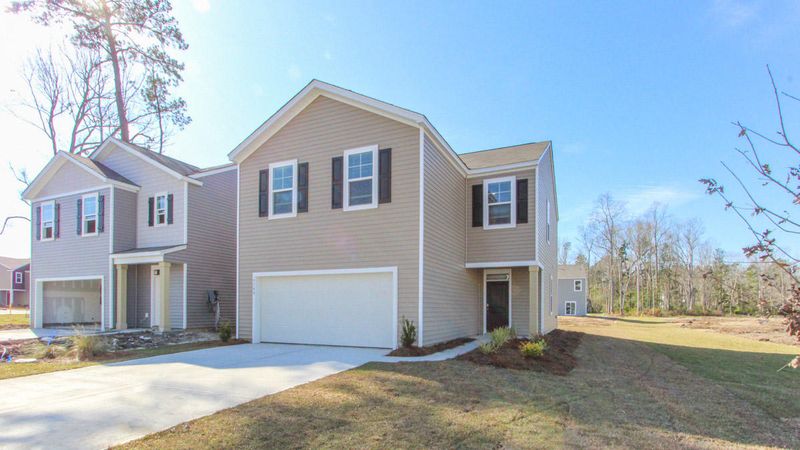 9737 Roseberry St, Ladson, SC 29456