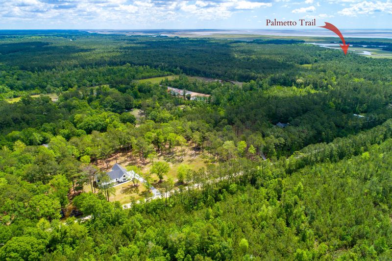 5539 Huckleberry Ln, Mcclellanville, SC 29458