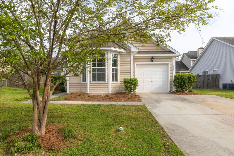 2417 Thoreau St, North Charleston, SC 29406