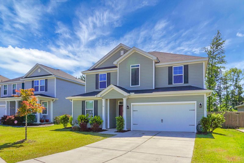 303 Gallant Fox Ct, Moncks Corner, SC 29461