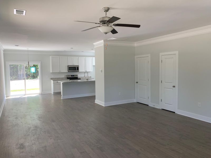 1155 Alston Dingle Rd, Awendaw, SC 29429