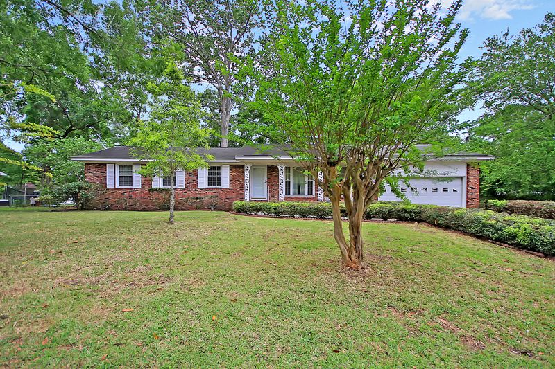 110 Jefferson Ln, Ladson, SC 29456