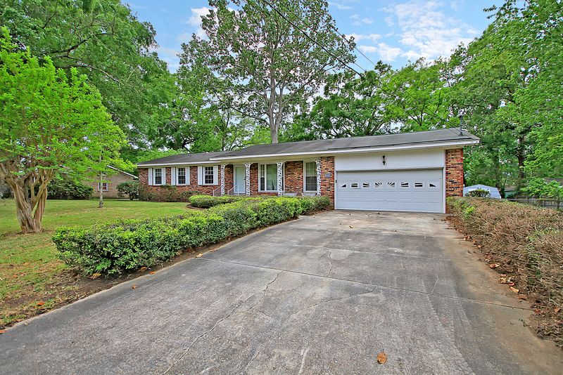 110 Jefferson Ln, Ladson, SC 29456