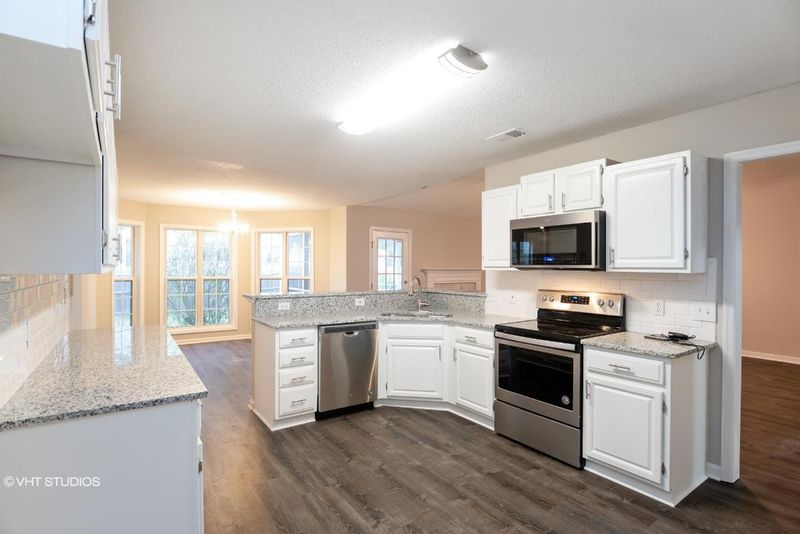 1596 Glen Erin Dr, Mount Pleasant, SC 29464