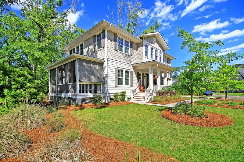 2105 Malcolm Rd, Mount Pleasant, SC 29466