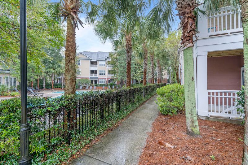 500 Bucksley Ln #102, Charleston, SC 29492
