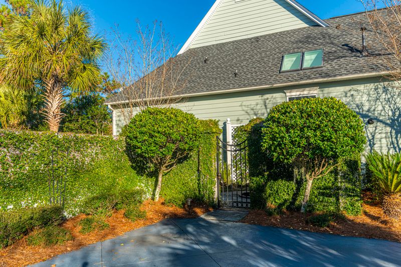3568 Hartford Village Way, Mount Pleasant, SC 29466