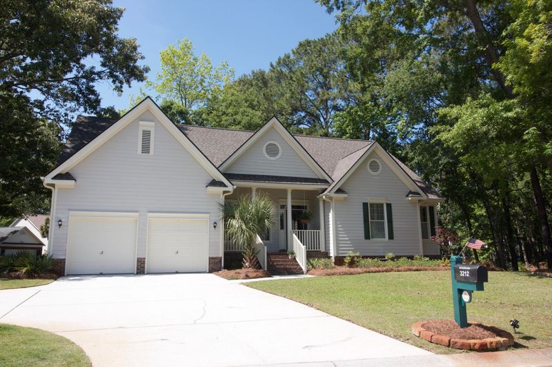 3212 Heathland Way, Mount Pleasant, SC 29466