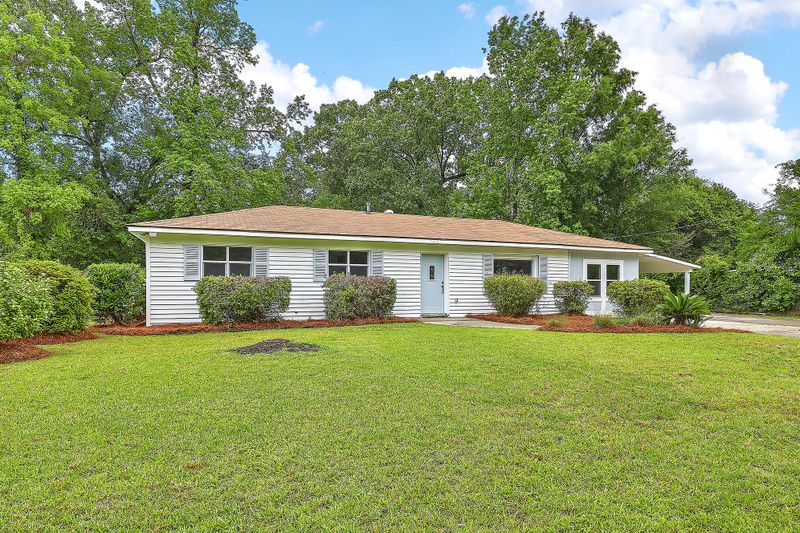 2410 Thaxton St, Charleston, SC 29414