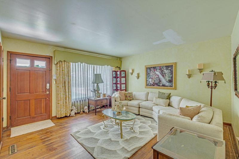 2485 Lantern St, Charleston, SC 29414