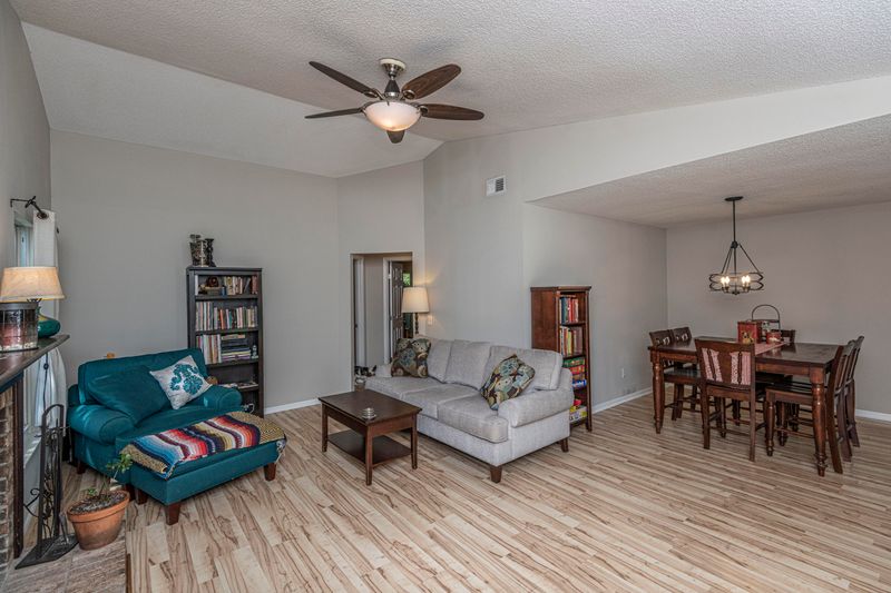 2882 N Moss Oak Ln, Charleston, SC 29414
