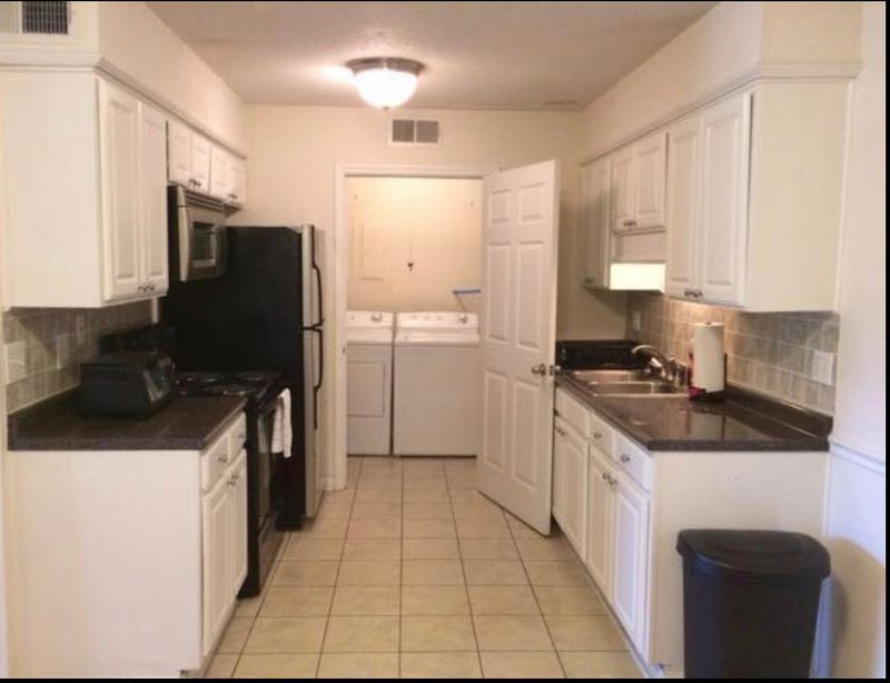1402 Camp Rd #14b, Charleston, SC 29412