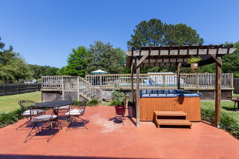 20 Wexford Ln, Goose Creek, SC 29445