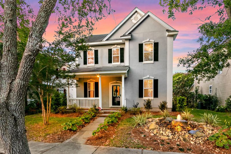 82 Creekside Dr, Summerville, SC 29485