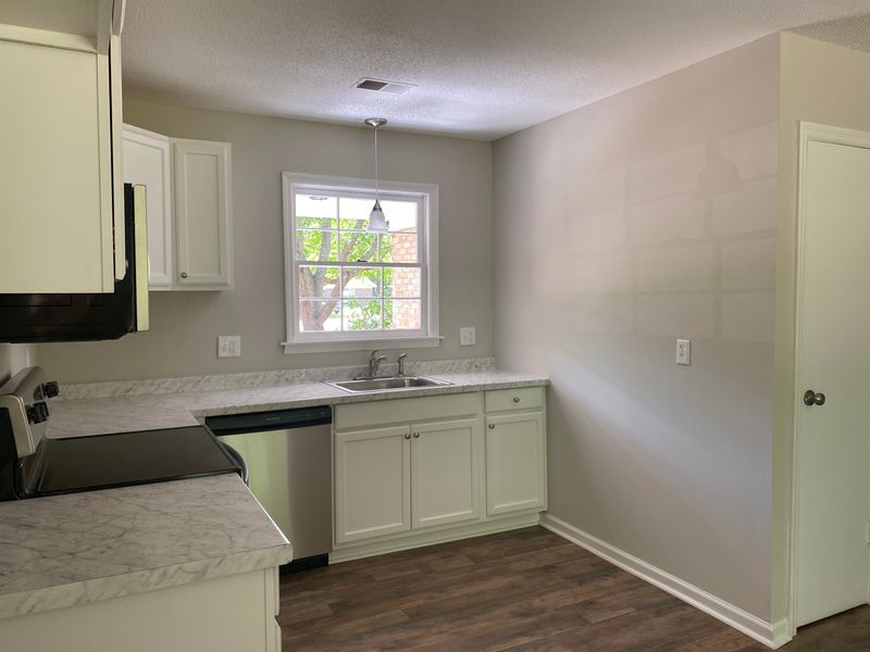 108 Lucille Ct, Ladson, SC 29456
