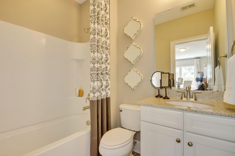 313 Oakmont St, Summerville, SC 29486