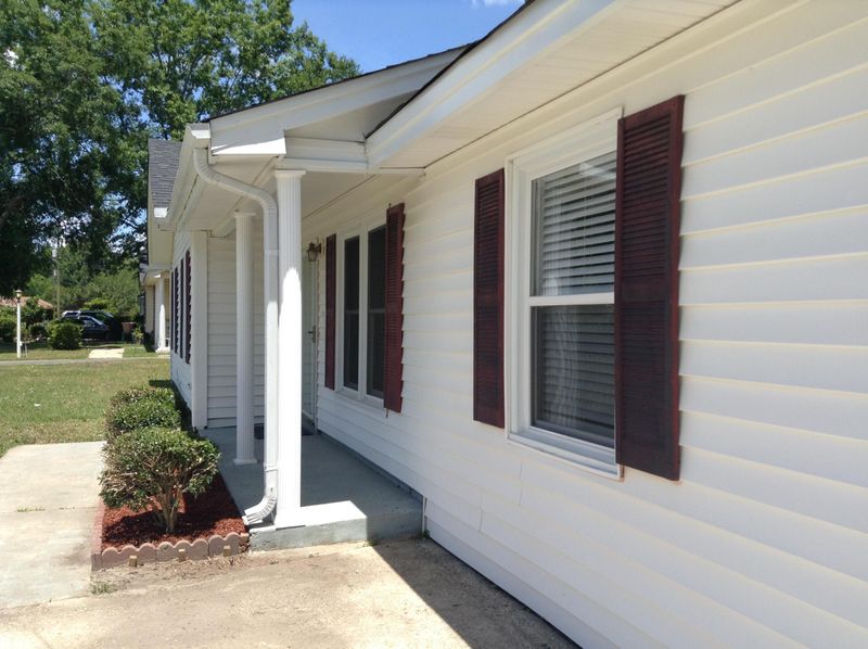7634 Chippendale Rd, North Charleston, SC 29420