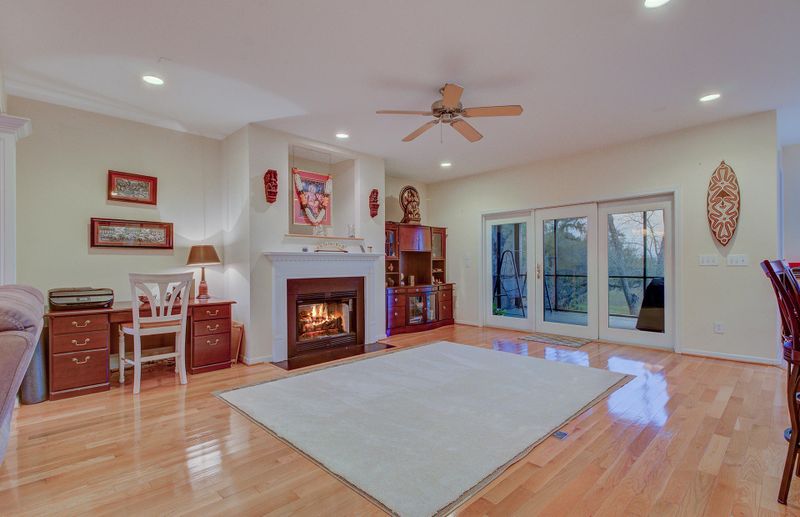 2116 Coffey Ct, Charleston, SC 29414
