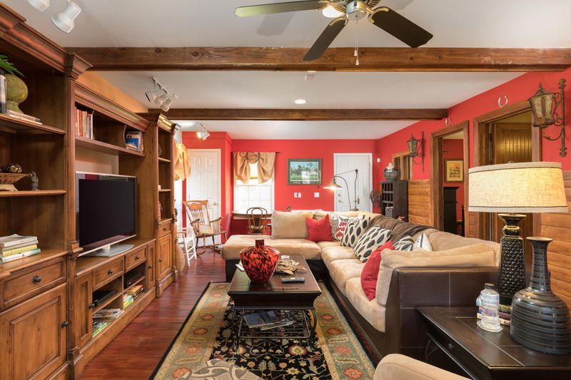 2946 Woodland Park Dr, Mount Pleasant, SC 29466