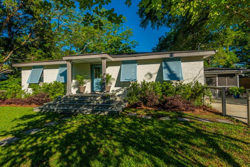 746 Adluh St, Mount Pleasant, SC 29464
