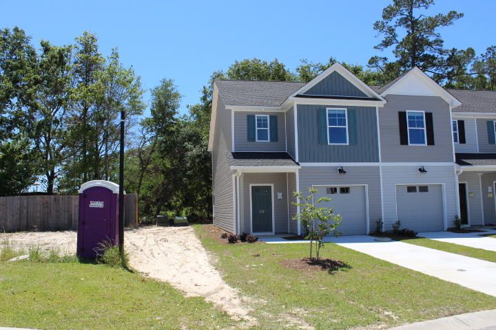 212 Buchanan Cir, Goose Creek, SC 29445