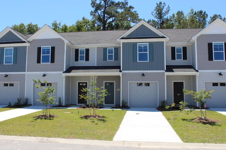 220 Buchanan Cir, Goose Creek, SC 29445