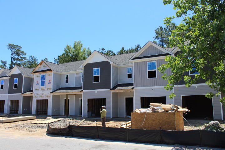240 Buchanan Cir, Goose Creek, SC 29445