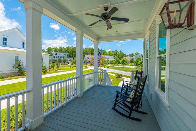 1479 Edgemoor Ave, Mount Pleasant, SC 29466