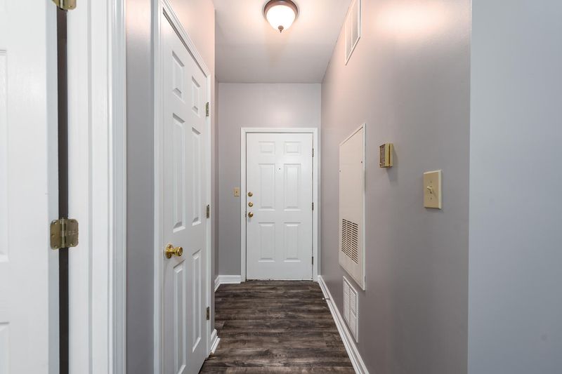 1600 Long Grove Dr #113, Mount Pleasant, SC 29464