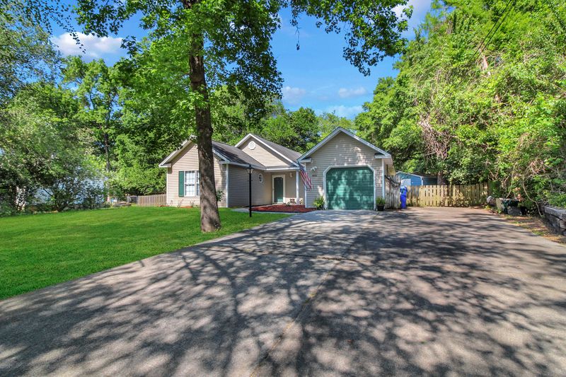 1099 Secessionville Rd, Charleston, SC 29412