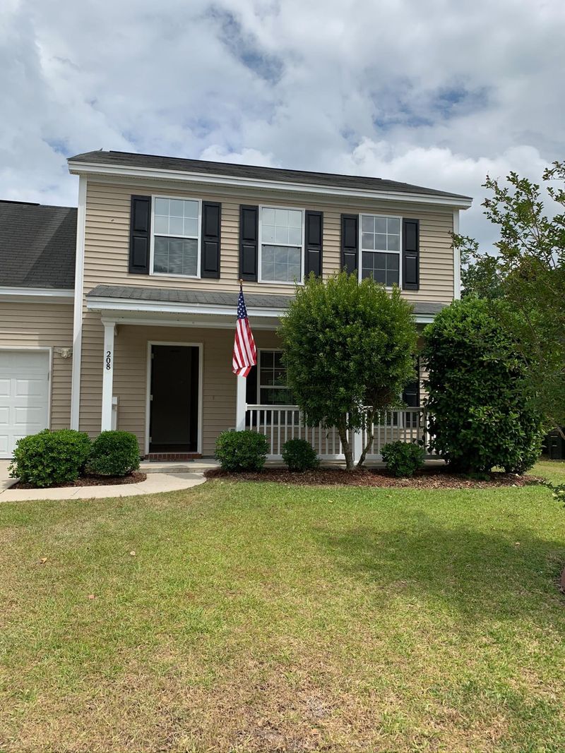 208 Burton Ave, Summerville, SC 29485