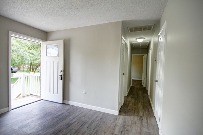 1012 Margaret Dr, Ladson, SC 29456