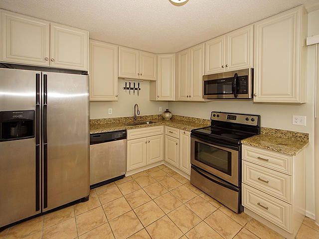 507 Stinson Dr #8b, Charleston, SC 29407