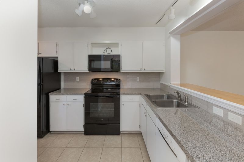 1151 Shadow Lake Cir #D, Mount Pleasant, SC 29464